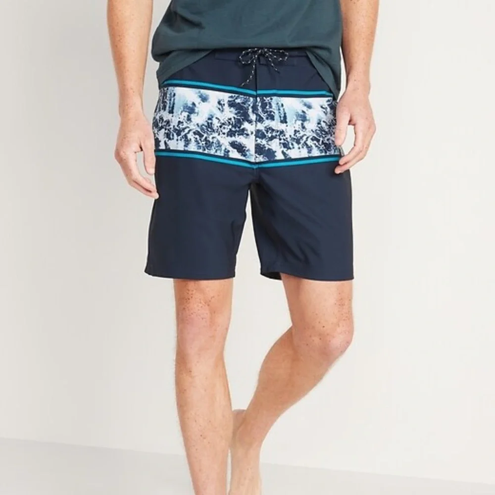 Old Navy Color-Blocked Built-In Flex Board Shorts Blue White Ocean Waves